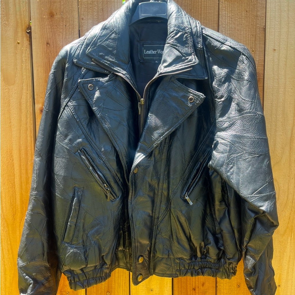 Men’s Vintage Black leather jacket
